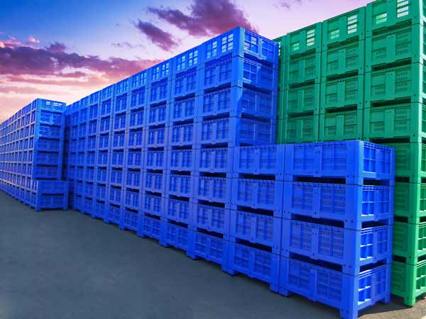 esplanada de contenedores palot de plástico para fruta de jcoplastic
